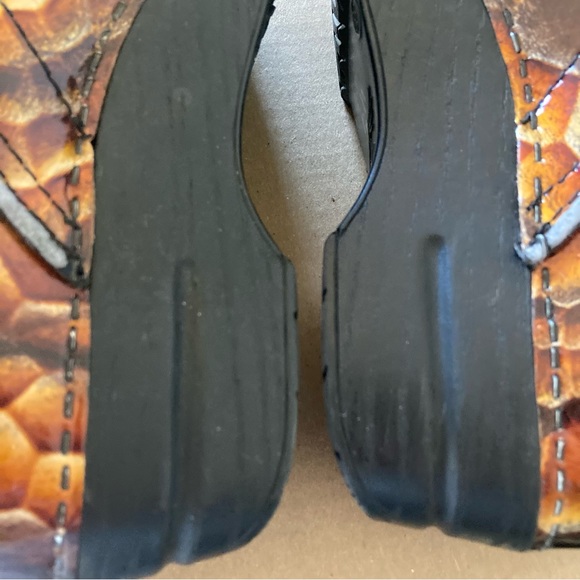 Dansko CLOGS 🐍 PRINT - Picture 7 of 12